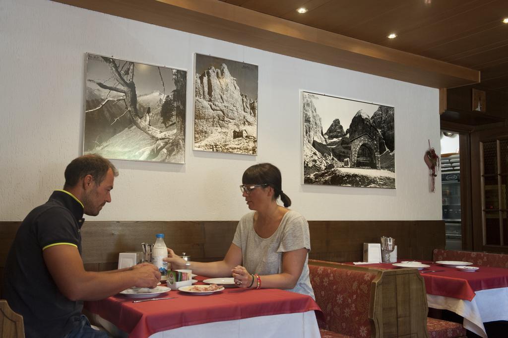 Hotel Garni Dello Sportivo Madonna エクステリア 写真