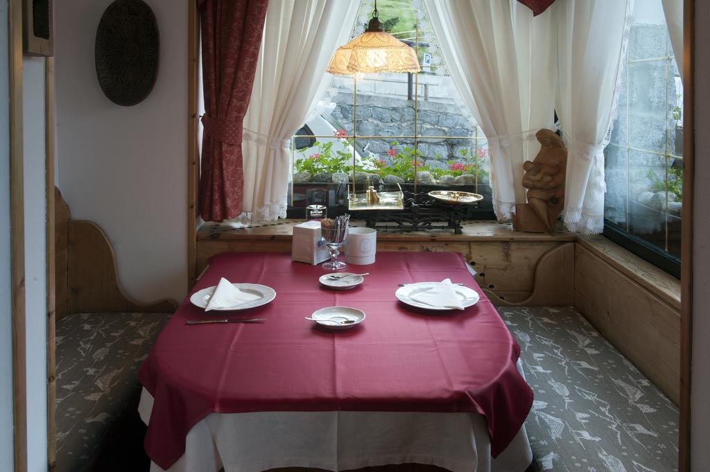 Hotel Garni Dello Sportivo Madonna エクステリア 写真