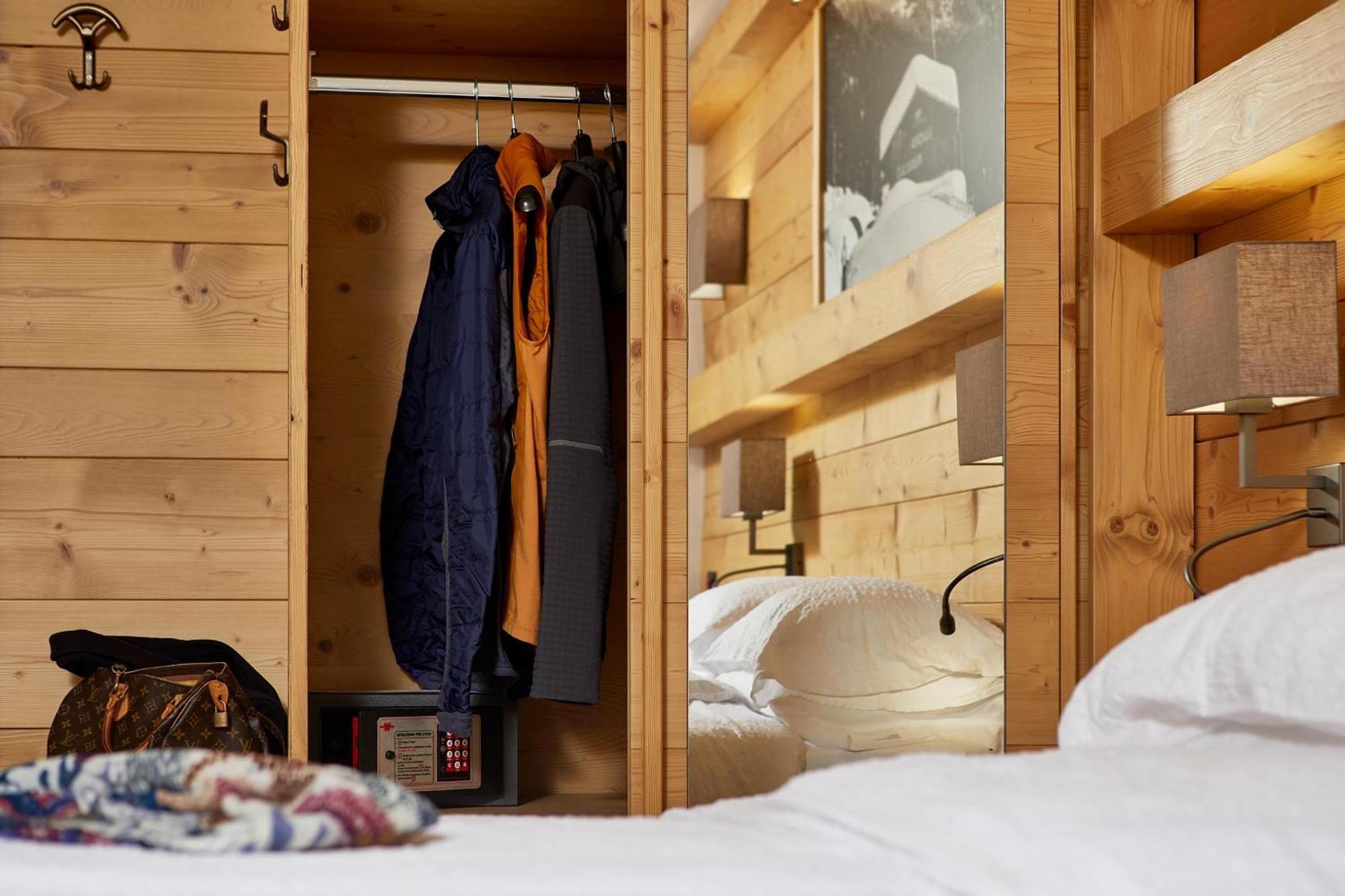 Hotel Garni Dello Sportivo Madonna エクステリア 写真