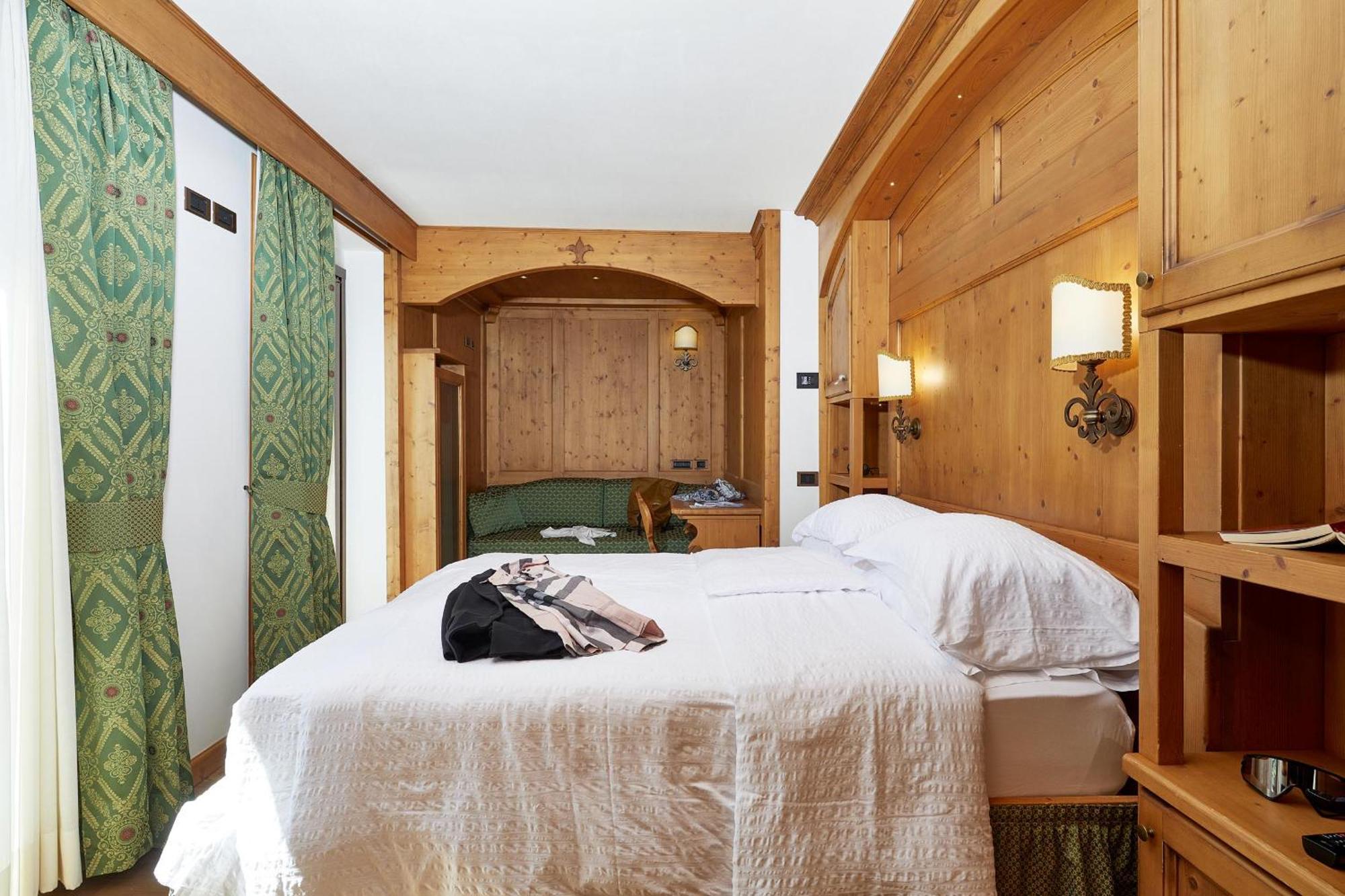 Hotel Garni Dello Sportivo Madonna エクステリア 写真
