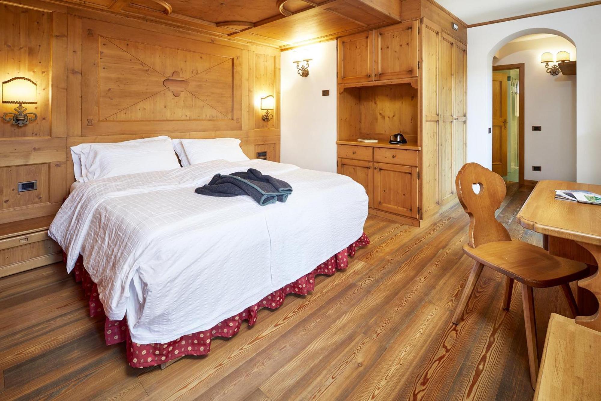 Hotel Garni Dello Sportivo Madonna エクステリア 写真