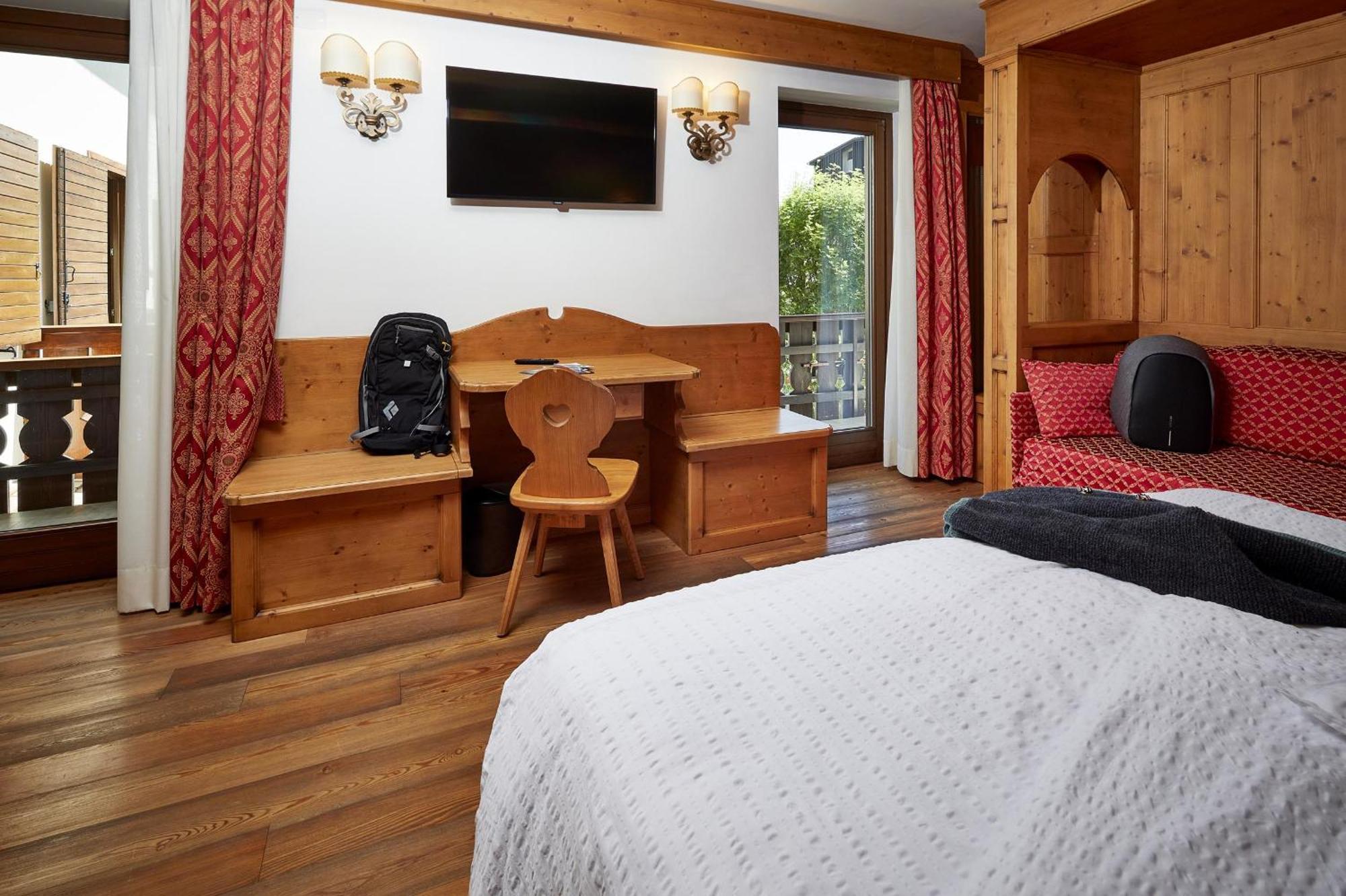 Hotel Garni Dello Sportivo Madonna エクステリア 写真
