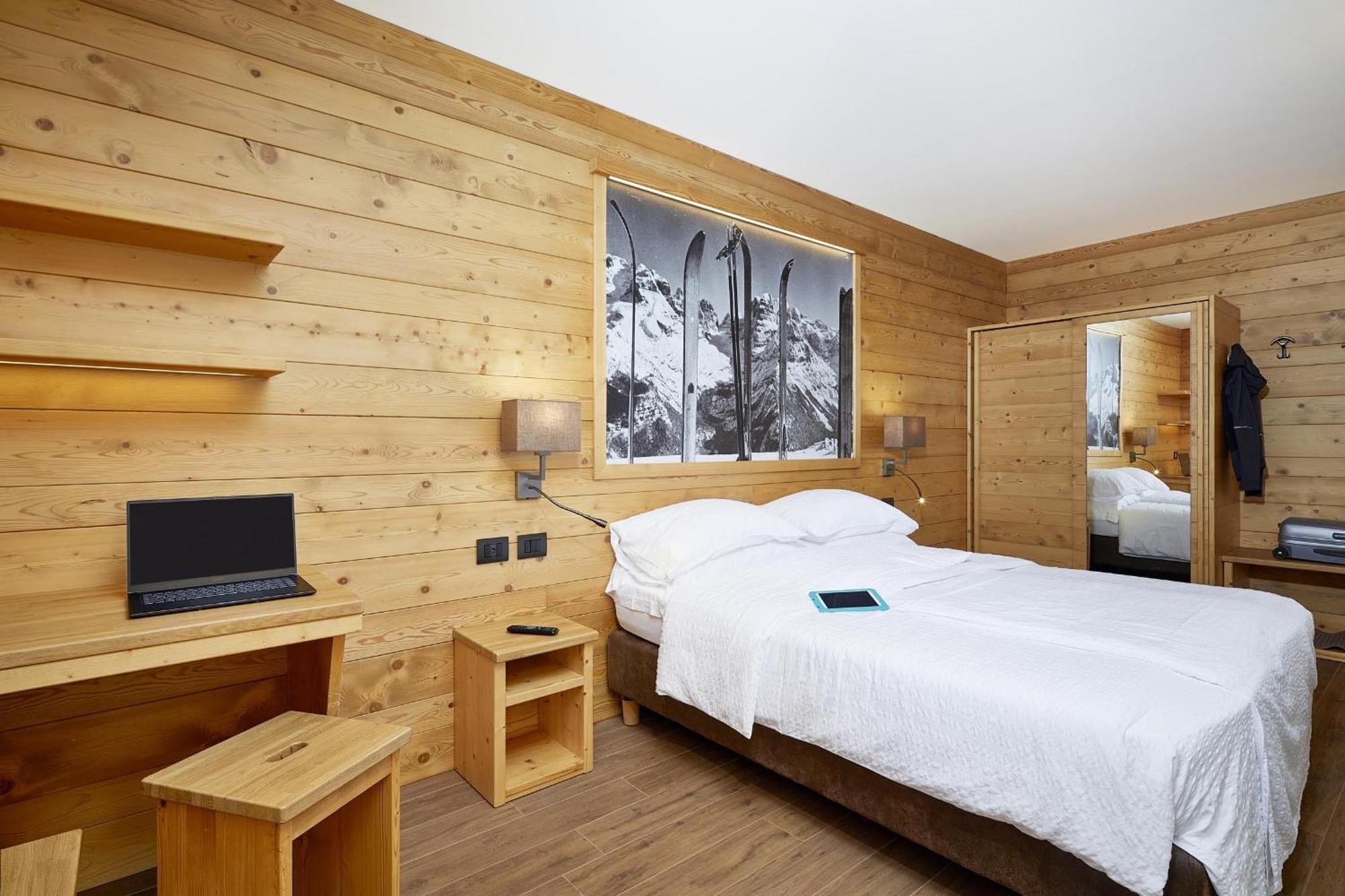 Hotel Garni Dello Sportivo Madonna エクステリア 写真